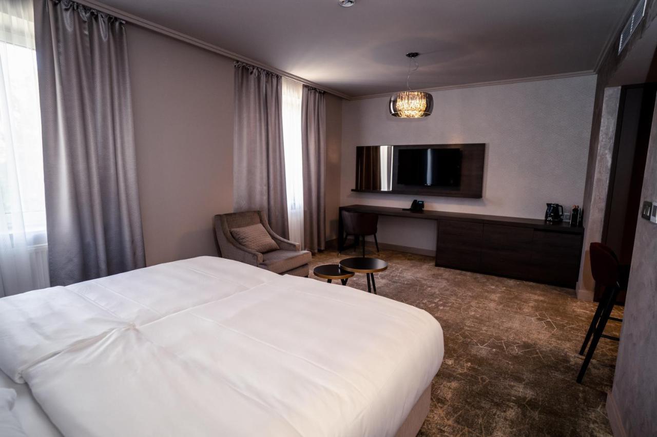 Hotel Europa Komárno Exteriér fotografie