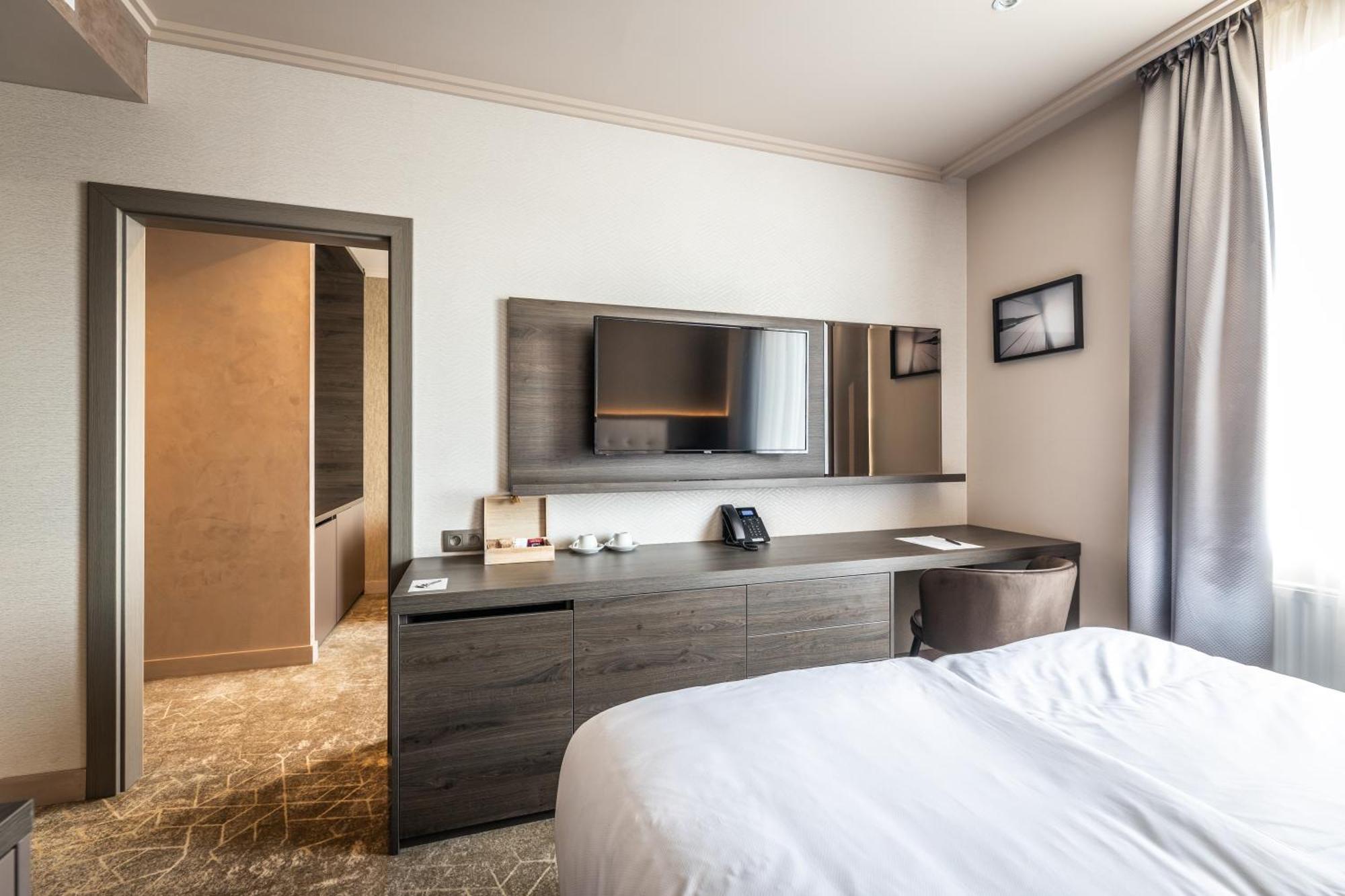 Hotel Europa Komárno Exteriér fotografie
